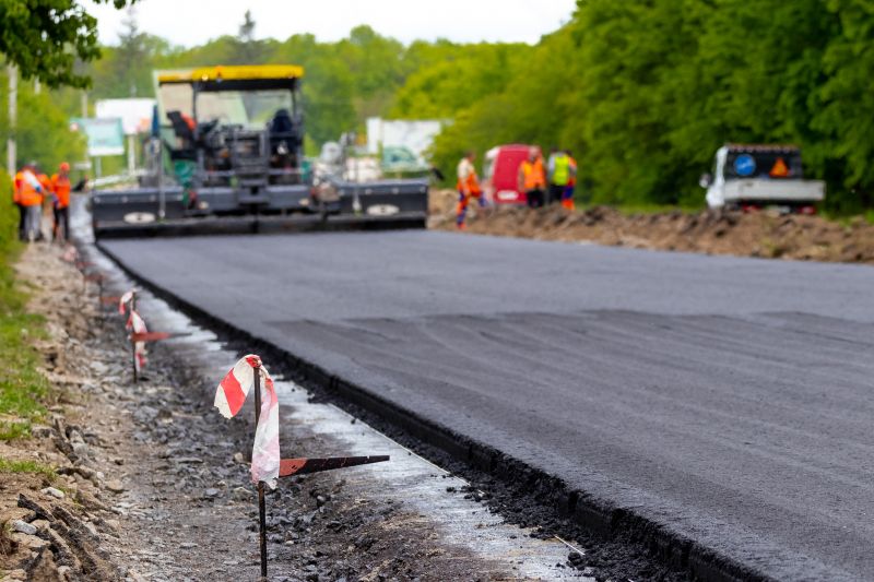 Commercial Asphalt Installers